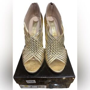 Boutique 9 Metallic Gold Woven Peep-Toe Heels Sz 10M